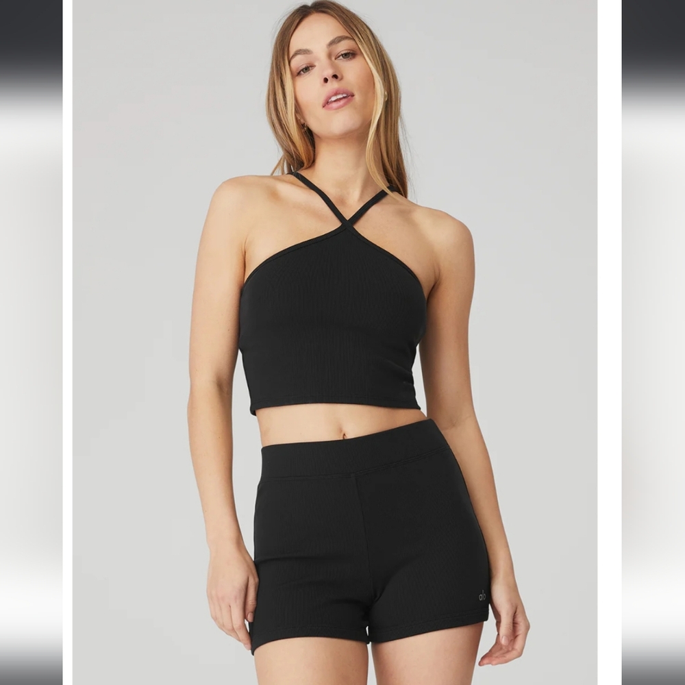 ALO Yoga Goddess Ribbed Cross Crop Top. 